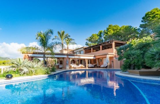 Eindrucksvolle Villa mit Fantastischen Meerblick in Camp de Mar | Ref.: 11968