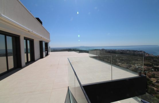 Genova. Penthouse in exklusiver Wohnanlage. | Ref.: 12629