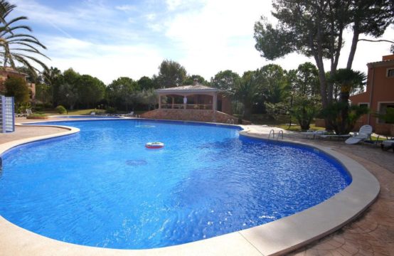 Sehr schöne Doppelhaushälfte in ruhiger Wohnanlage in Nova Santa Ponsa. | Ref.: 13130