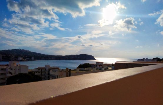 Einzigartige modernisierte Wohnung mit fantastischem Meerblick Santa Ponsa  | Ref.: 12610