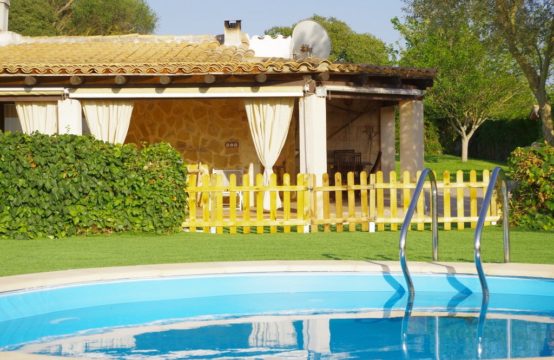 Tolle und gemütliche Finca mit Grundstück zur Miete auf dem Land in Muro. | Ref.: R13278