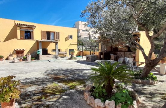 Investoren !!! Aufmerksamkeit!!! Immobilie zu verkaufen in Andratx, Südwesten von Mallorca! | Ref.: 13204