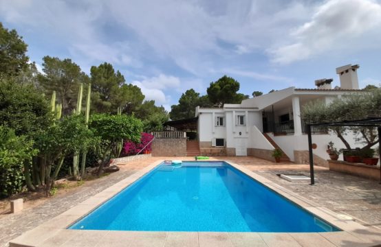 Geräumige Doppelhaushälfte in Strandnähe im Westen von Mallorca | Ref.: 13367