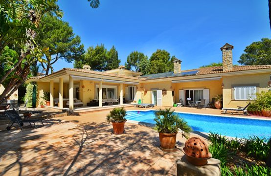 Exquisite Villa in Nova Santa Ponsa &#8211; Baujahr 1999 | Ref.: 13359