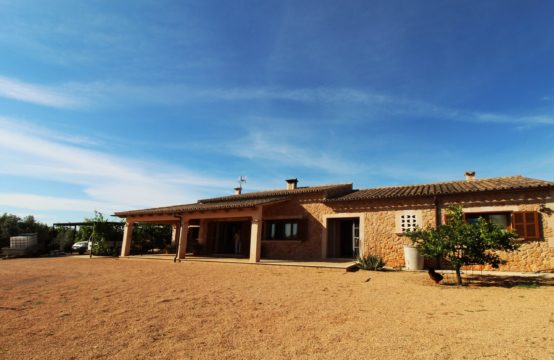 LLucmajor. Zauberhafte Finca mit Vermieterlizenz | Ref.: 12589